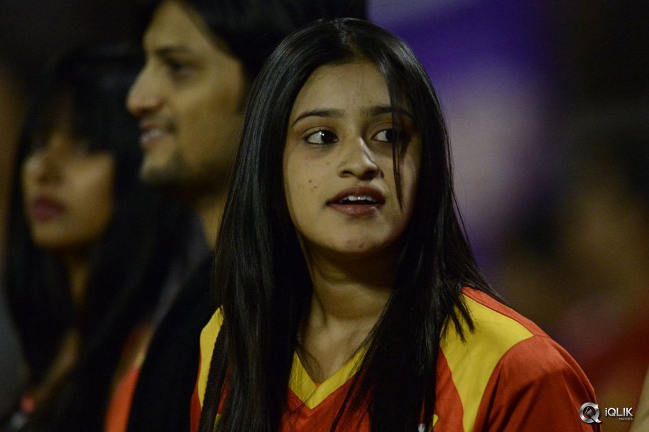 CCL-5-Telugu-Warriors-vs-Bengal-Tigers-Match-Photos